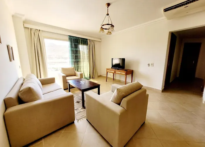 Oasis Marsa Alem